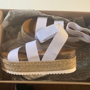 Steve Madden womens harlin heeled sandal brand new never worn